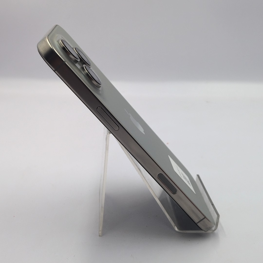 IPHONE 16 PRO MAX 256GB NATURAL TITANIUM ESIM (98%) - Imagen 3