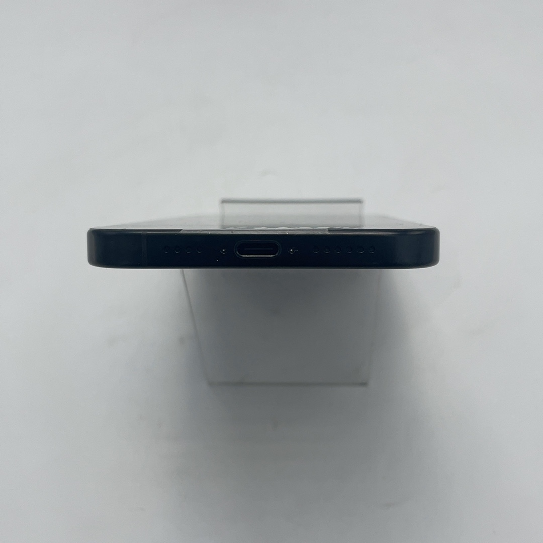 iPhone 16 Pro Max 256GB Black Titanium eSim (100%) - Imagen 2