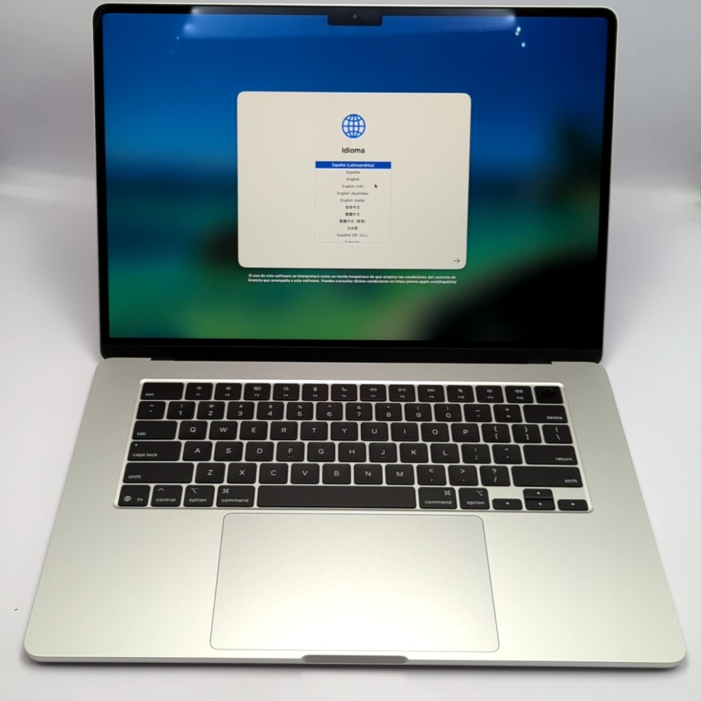 Apple Macbook Air 15 Chip M4 16Gb Ram 256GB Silver (Sin Caja) - Imagen 2