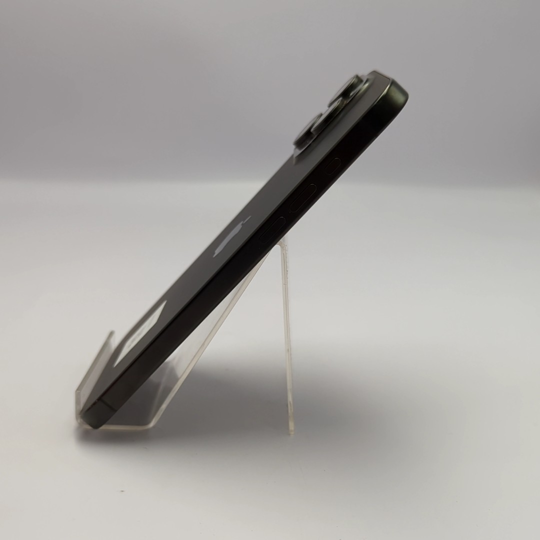 iPhone 15 Pro Max 256GB Black Titanium eSim (89%) - Imagen 3