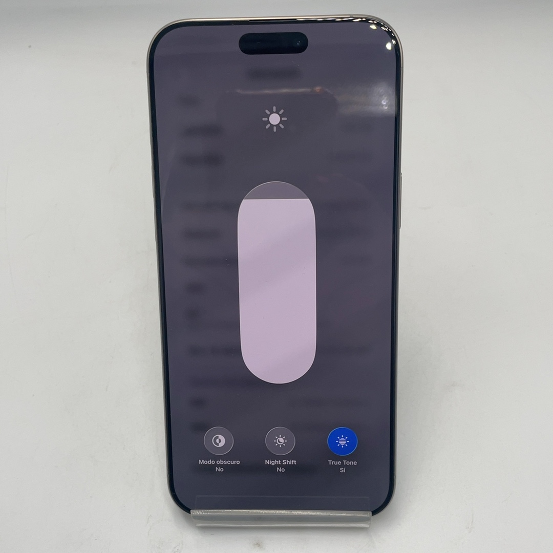 iPhone 16 Pro Max 256GB Natural Titanium eSim (96%) - Imagen 7