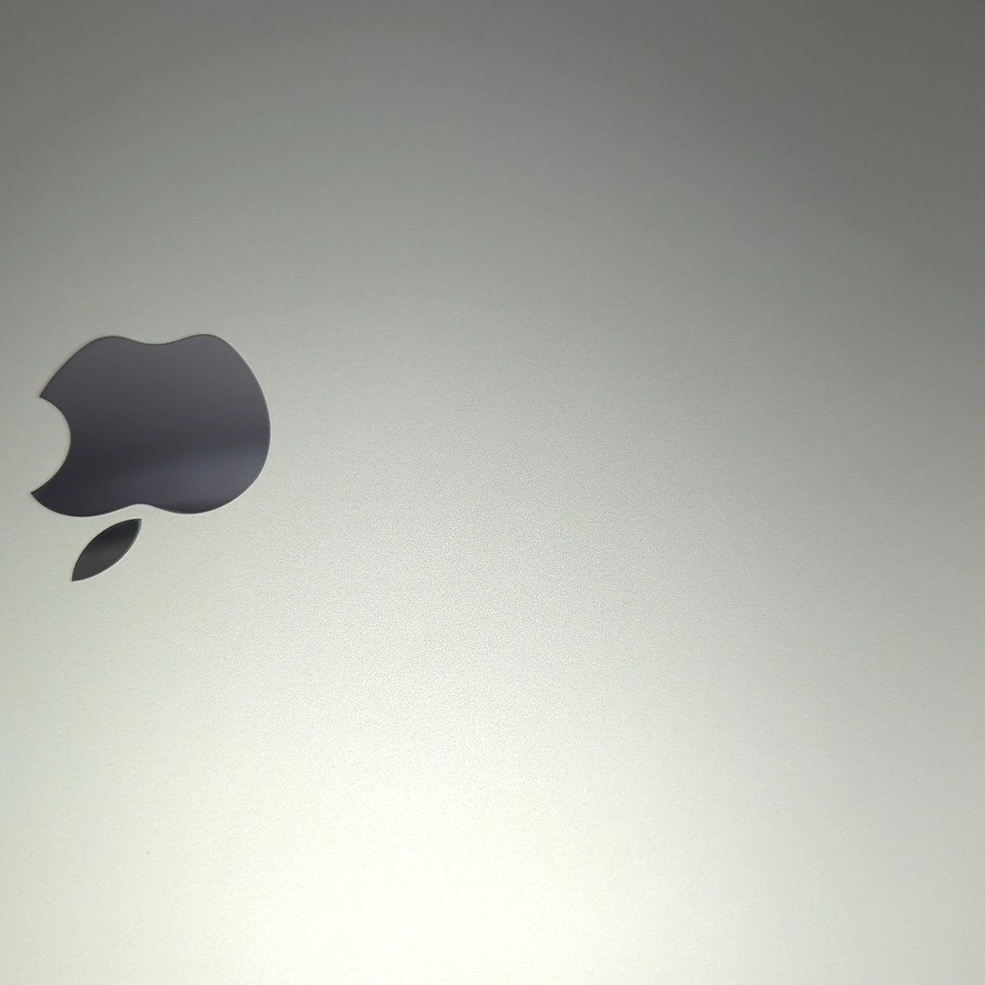 Apple Macbook Air 15 Chip M4 16Gb Ram 256GB Silver (Sin Caja) - Imagen 3