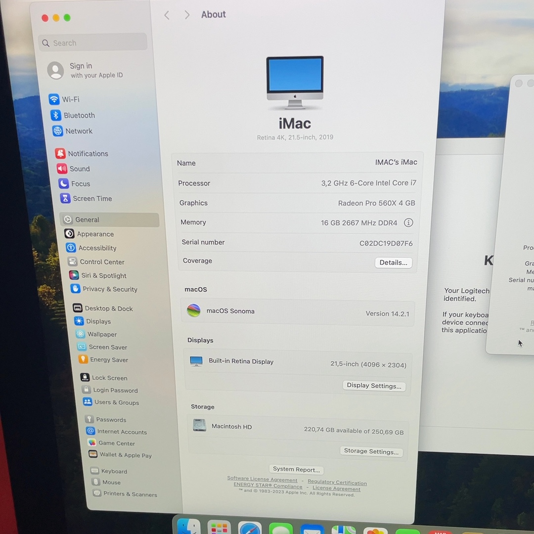 IMAC 21.5 (4K) 2019, 16GB RAM (2667 Mhz DD4), Core i7 3.2Ghz de 6 nucleos, 256GB SSD, Radeon Pro 560X 4GB - Imagen 3